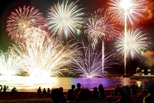 横浜開港祭花火「ビームスペクタクルinハーバー」2018年6月2日開催。打上開始時間も　の画像